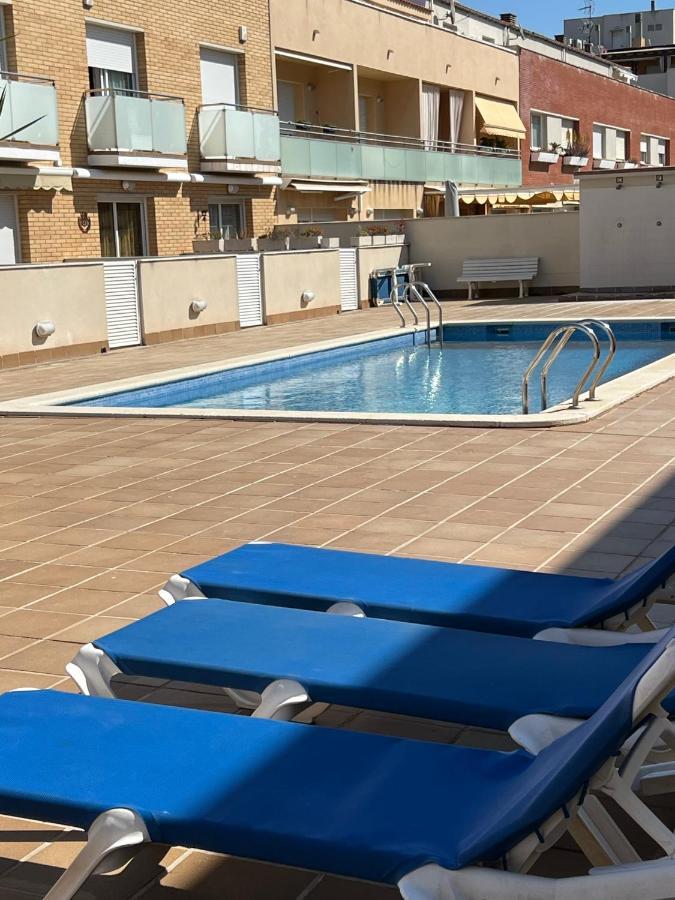 Cozy Beach House With Pool & Bbq Cubelles Eksteriør billede