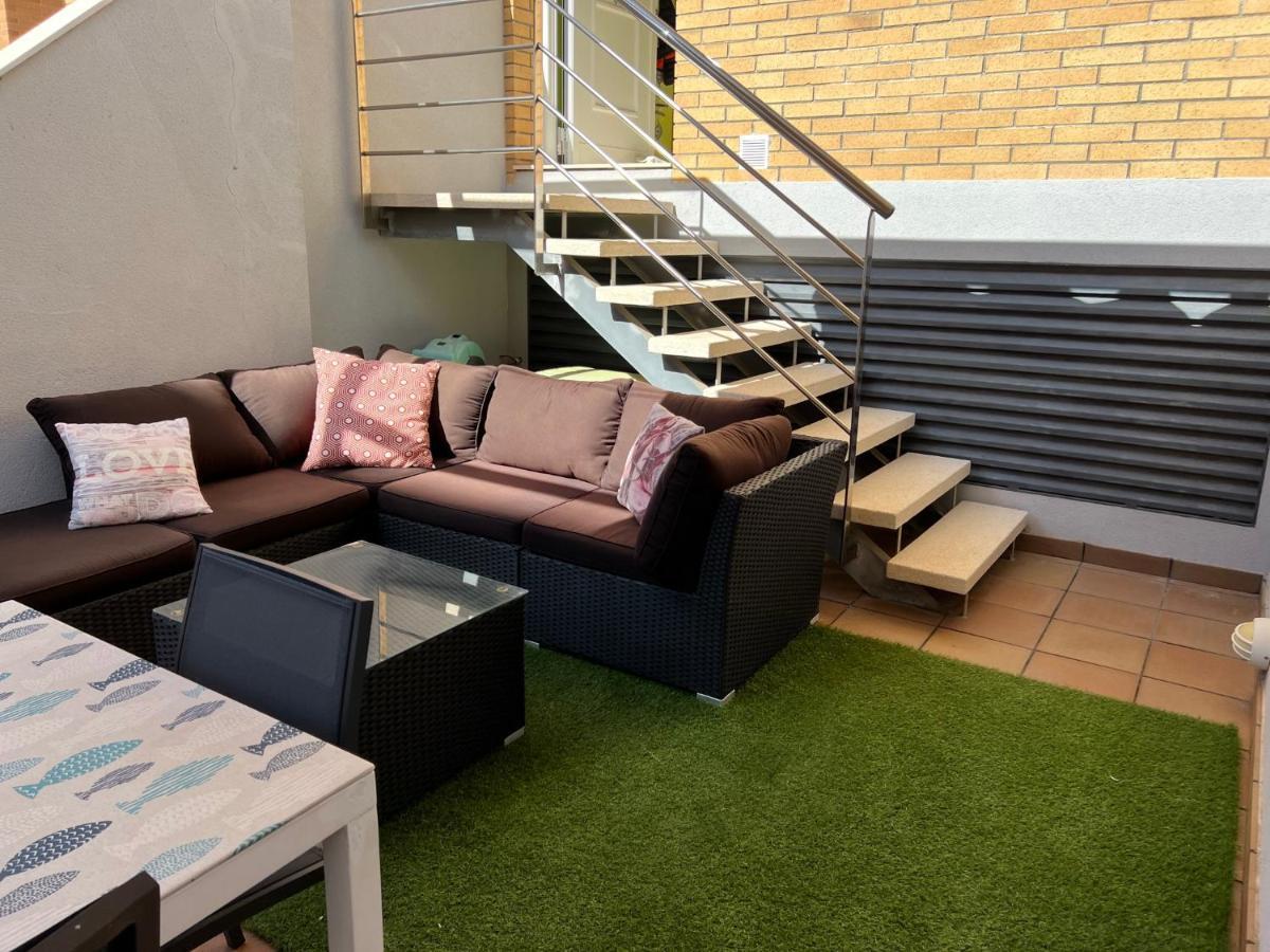 Cozy Beach House With Pool & Bbq Cubelles Eksteriør billede